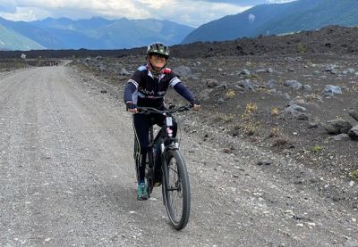 Jude Shaw Cycling on the  tour with redspokes